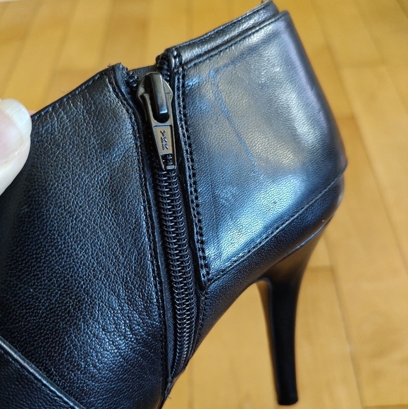 Nine West Amina Elegant Black Leather Peep Toe Heeled Shoes - Picture 9 of 14